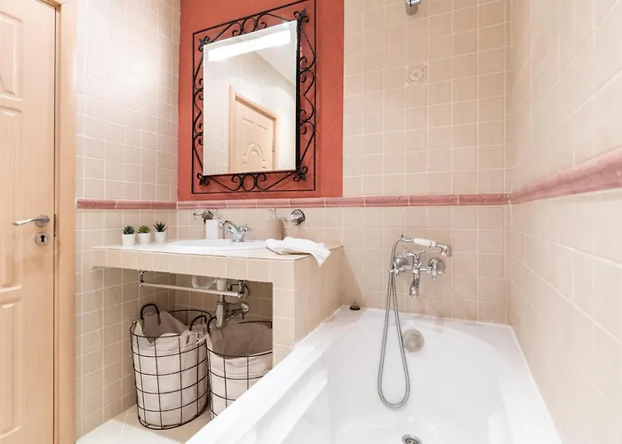 Royal Bay With Self Check-in 3*