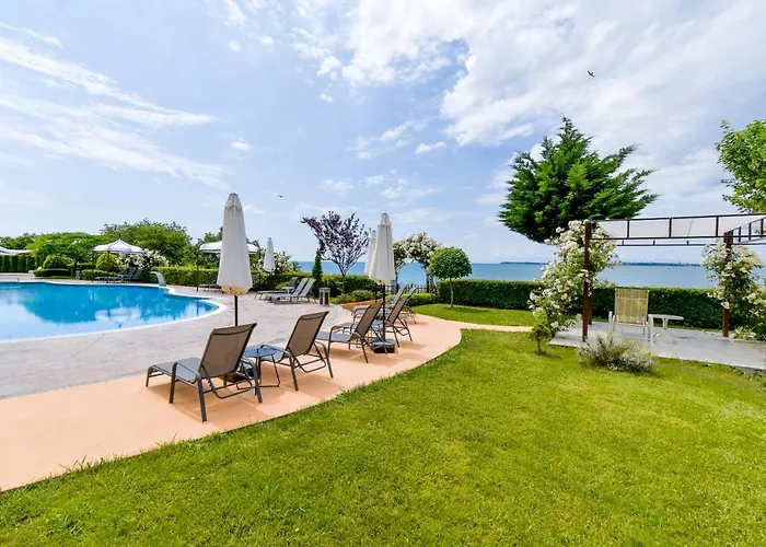 Royal Bay With Self Check-in