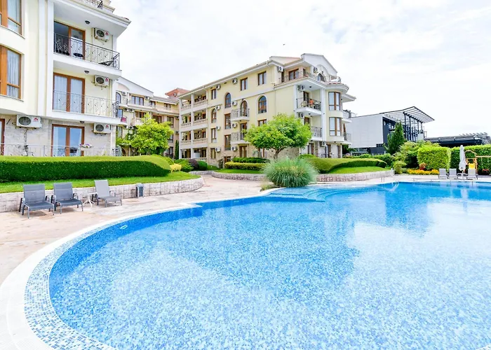 Hotel Royal Bay With Self Check-in Sveti Vlas