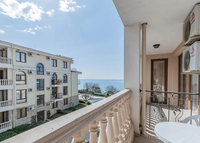 Royal Bay With Self Check-in 3* Sveti Vlas