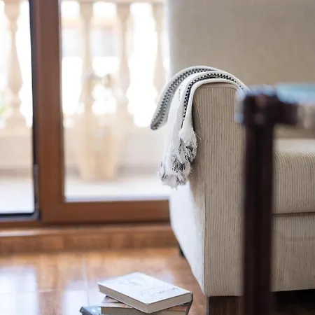 Отель Royal Bay With Self Check-in 3*