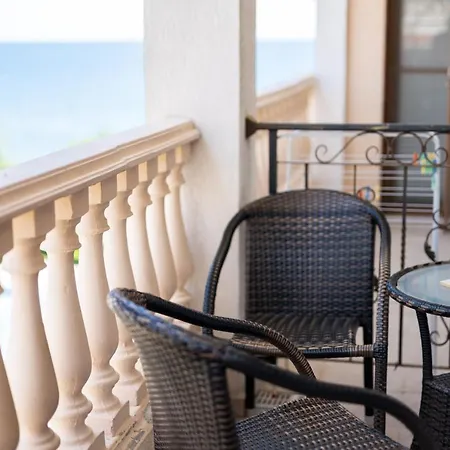 Royal Bay With Self Check-in Отель Свети-Влас