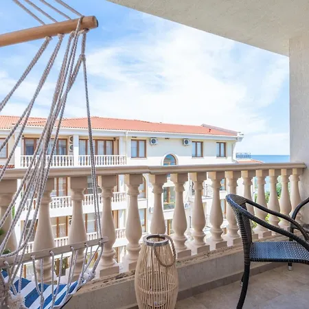 Royal Bay With Self Check-in 3* Свети-Влас