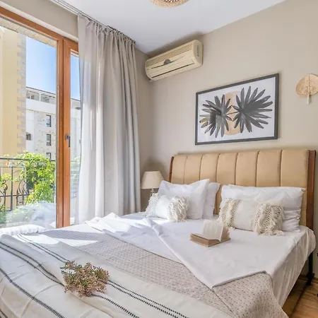Royal Bay With Self Check-in Aparthotel 3*
