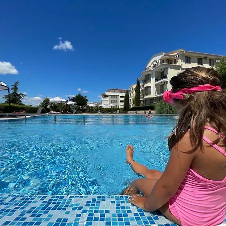 Royal Bay With Self Check-in 3* Свети-Влас