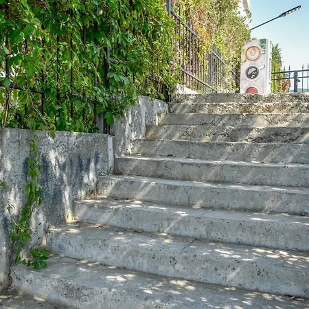 Royal Bay With Self Check-in Свети-Влас