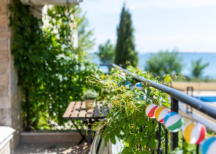 Hotel Royal Bay With Self Check-in