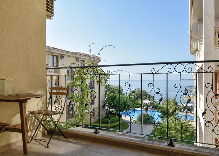 Royal Bay With Self Check-in Hotel 3*